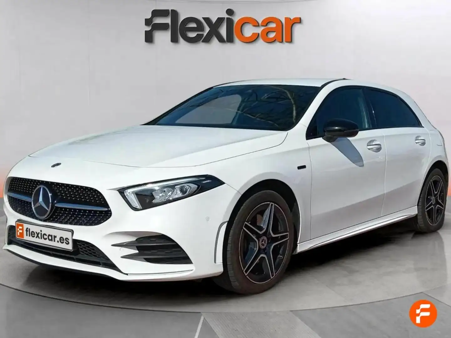 Mercedes-Benz A 250 e Blanc - 2
