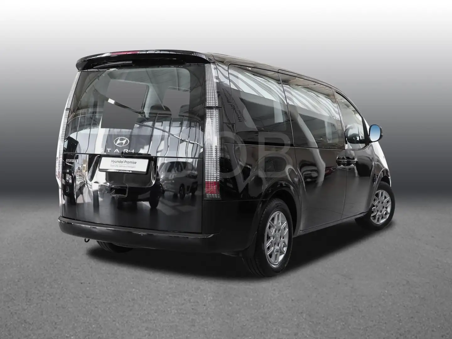 Hyundai STARIA 9-Sitzer 2.2 CRDi Aut. Trend LED NAV 360° Fekete - 2