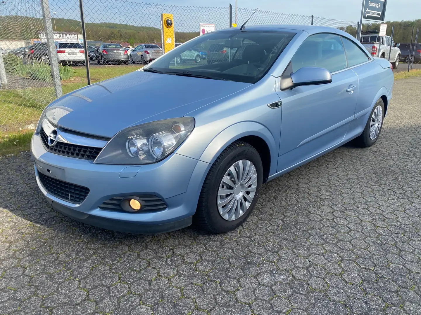 Opel Astra Edition H Twin Top Mavi - 1