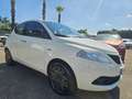 Lancia Ypsilon 1.0 HYBRID 71CV GOLD EDITION Blanc - thumbnail 3