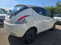Lancia Ypsilon 1.0 HYBRID 71CV GOLD EDITION Blanc - thumbnail 18