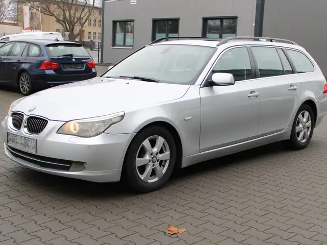 BMW 523 i Automatik Leder/Navi/Xenon/Panorama