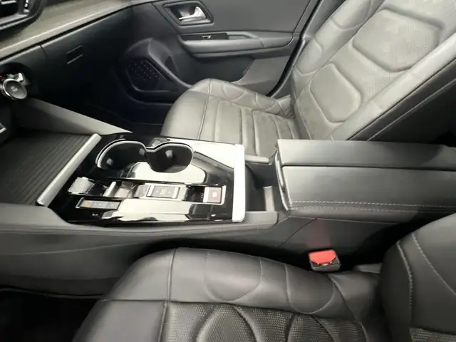 Citroen C5 X view 14