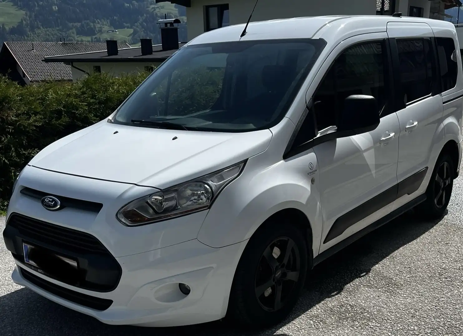 Ford Tourneo Connect Ambiente 1,6 TDCi - 1