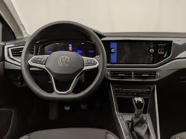 Volkswagen Polo view 7
