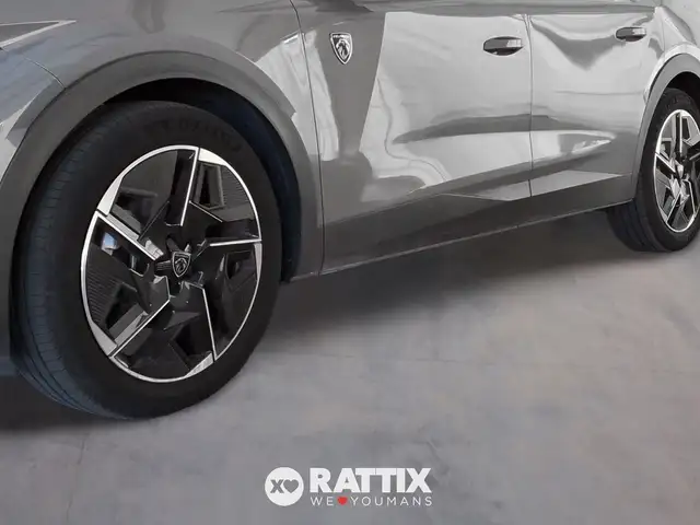 Peugeot 408 view 4