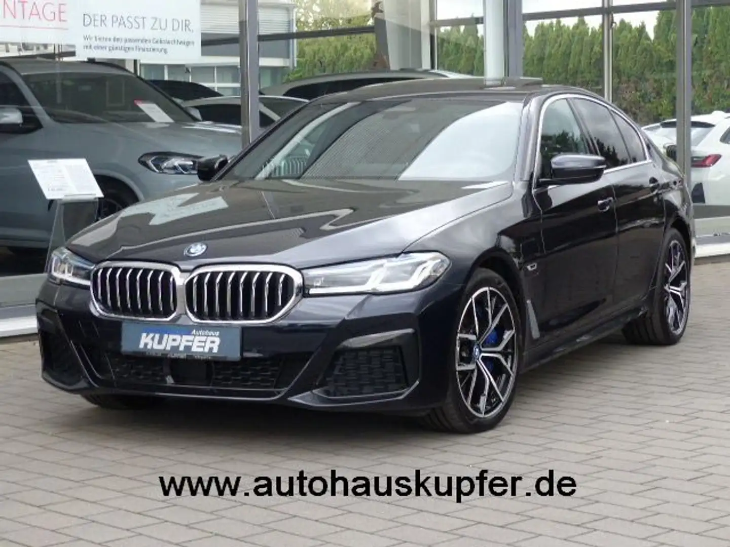 BMW 545 e xDrive M Sportpaket ACC Prof.°SD°K-sitz°103t Negro - 1