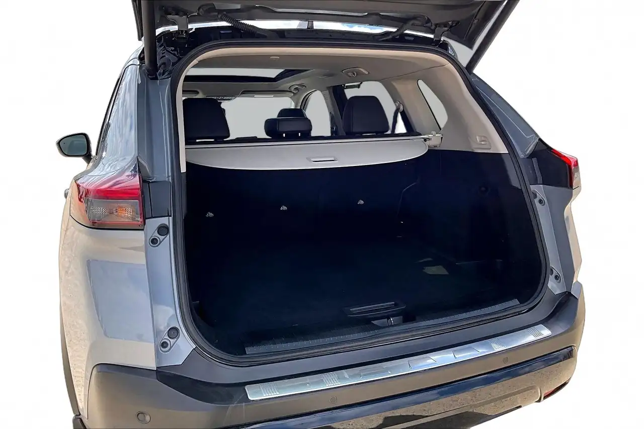 Nissan Rogue снимка Nissan Rogue