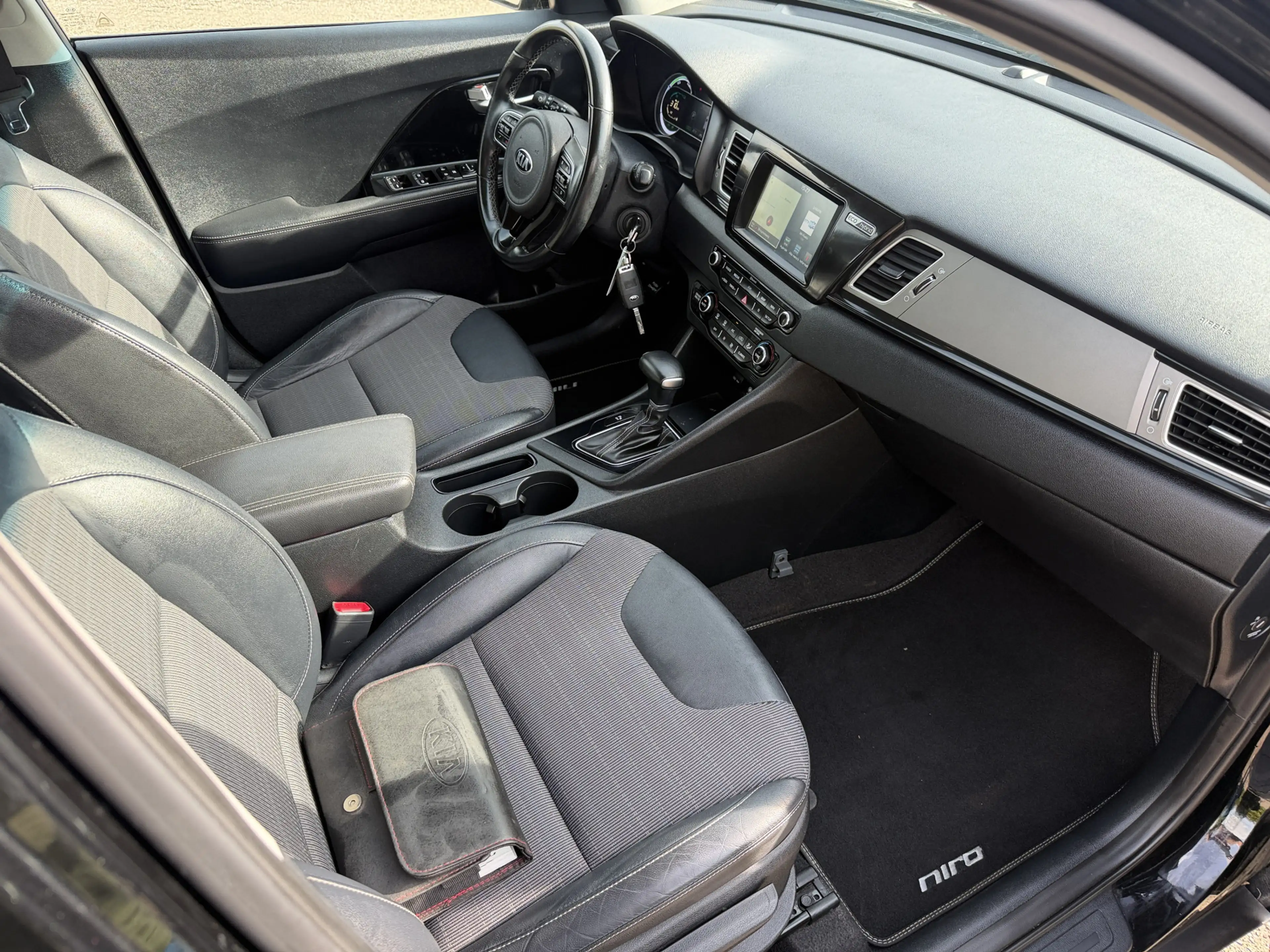 Kia Niro 1.6 GDi Hybrid DynamicLine Carplay/Clima/Cruise — photo 3