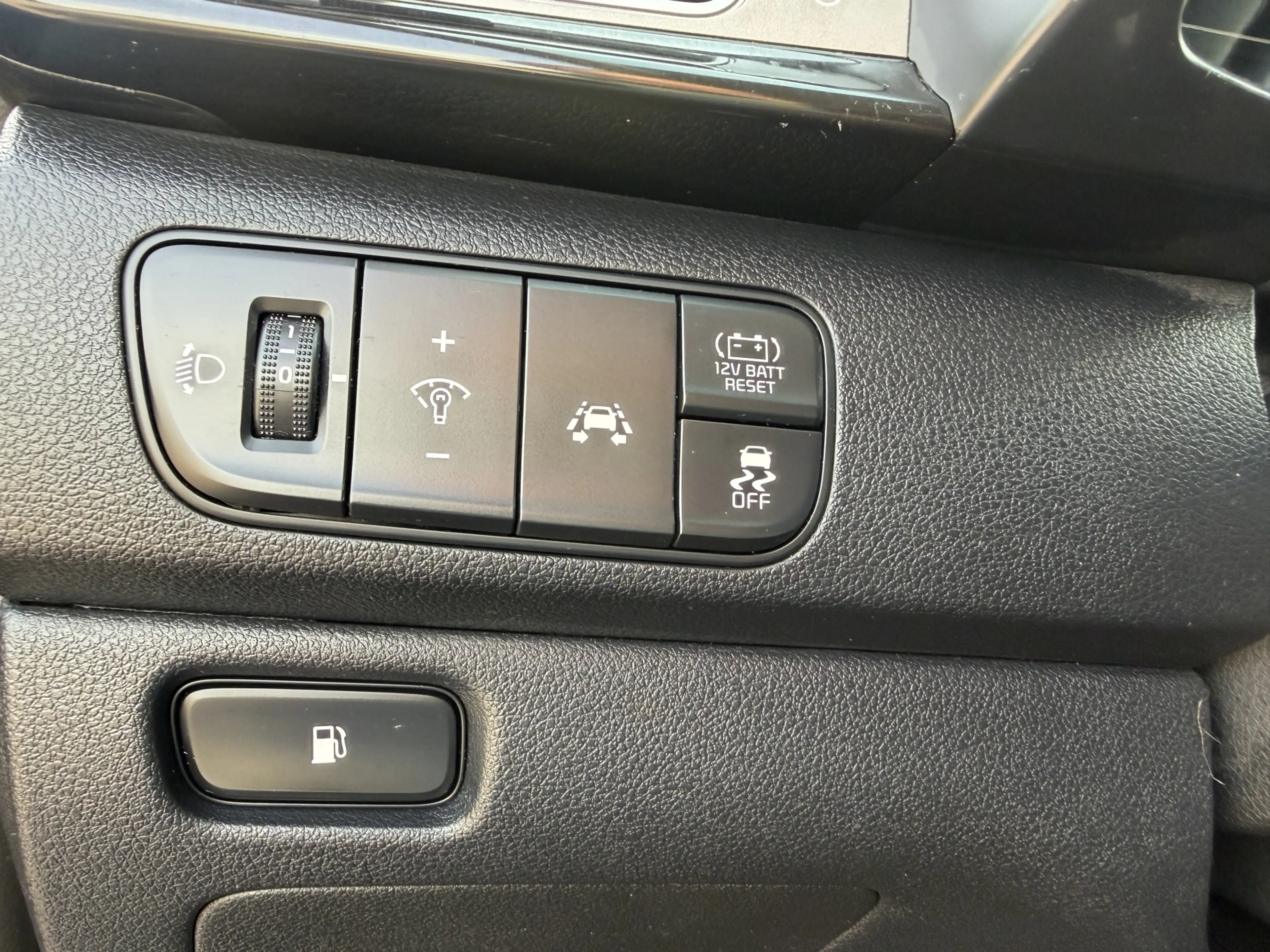 Kia Niro 1.6 GDi Hybrid DynamicLine Carplay/Clima/Cruise — photo 8
