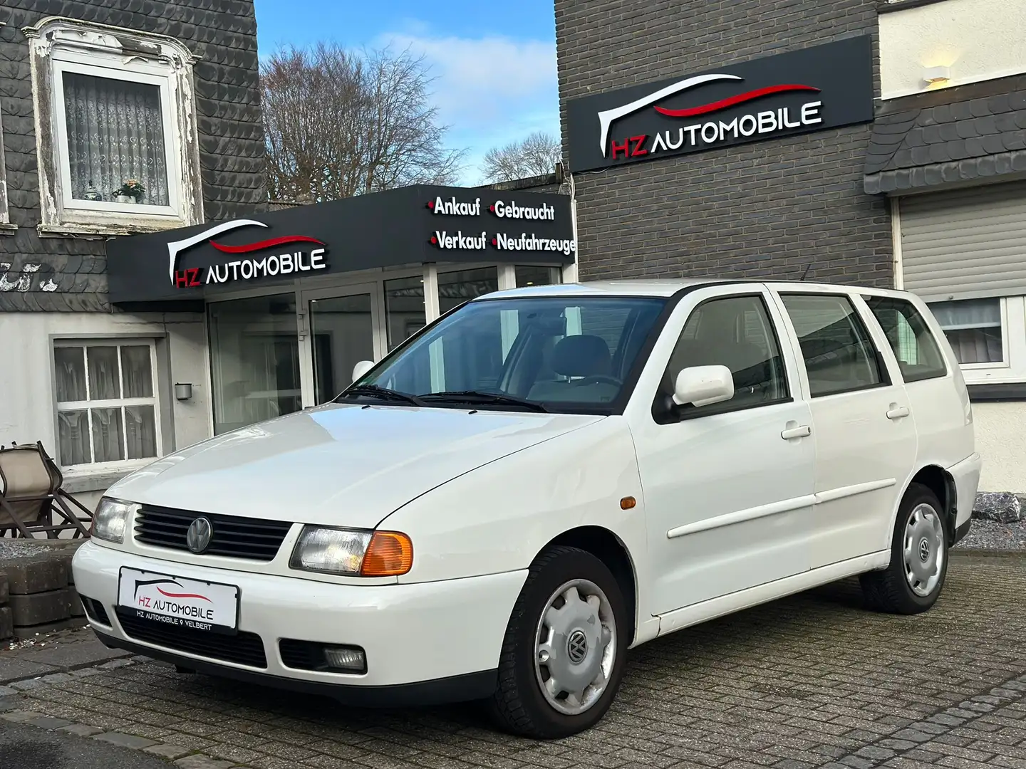 Volkswagen Polo Comfortline *SERVO*STANDHZ*KLIMA*EL.FENSTER Weiß - 1