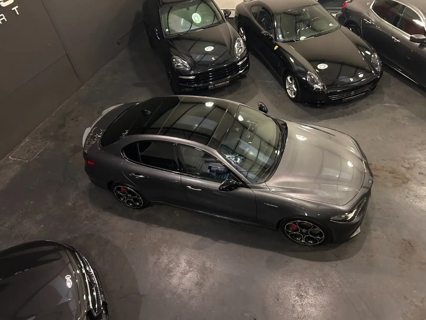 Alfa Romeo Giulia 2.2 JTDM 210 VELOCE Q4 Gris - 2