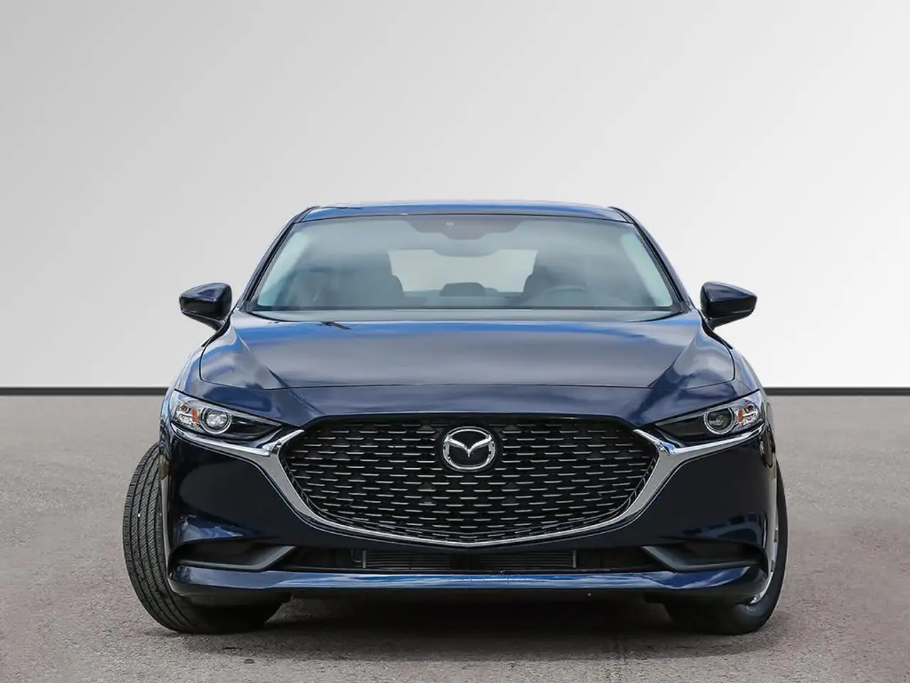 Mazda 3 снимка Mazda 3