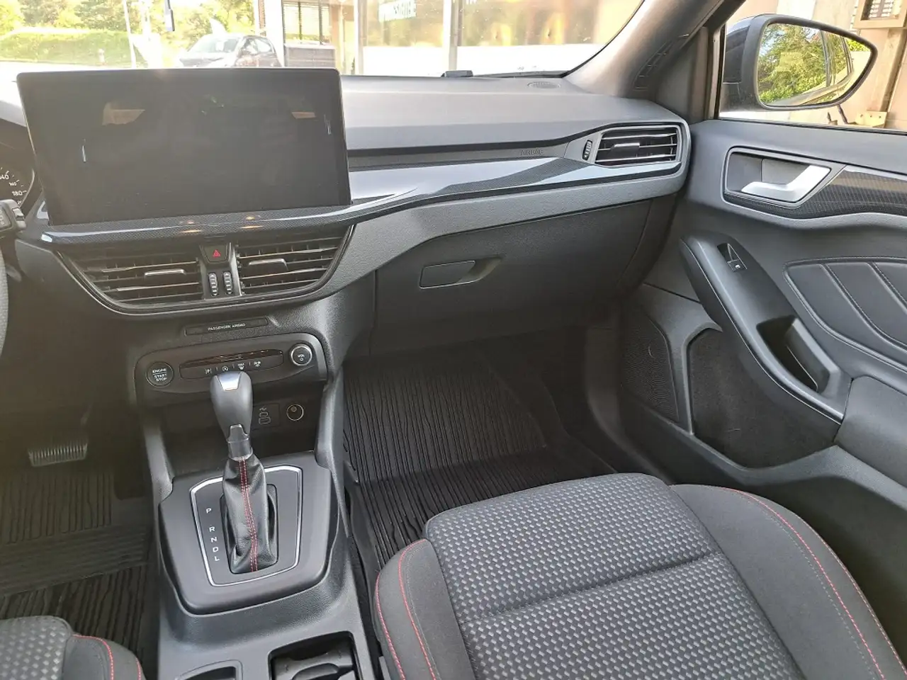 Ford Focus ST-Line, миниатюра 12