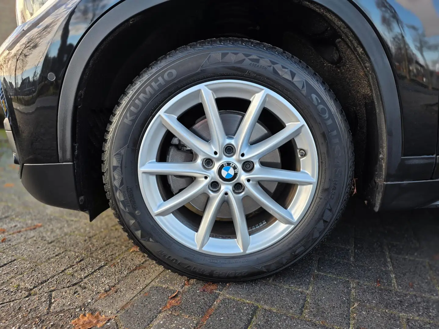 BMW X1 SDrive18i High Executive Schwarz - 2