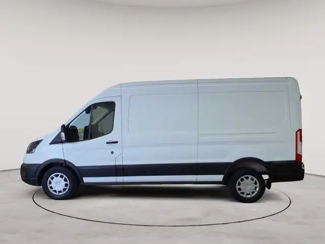 Ford Transit view 6