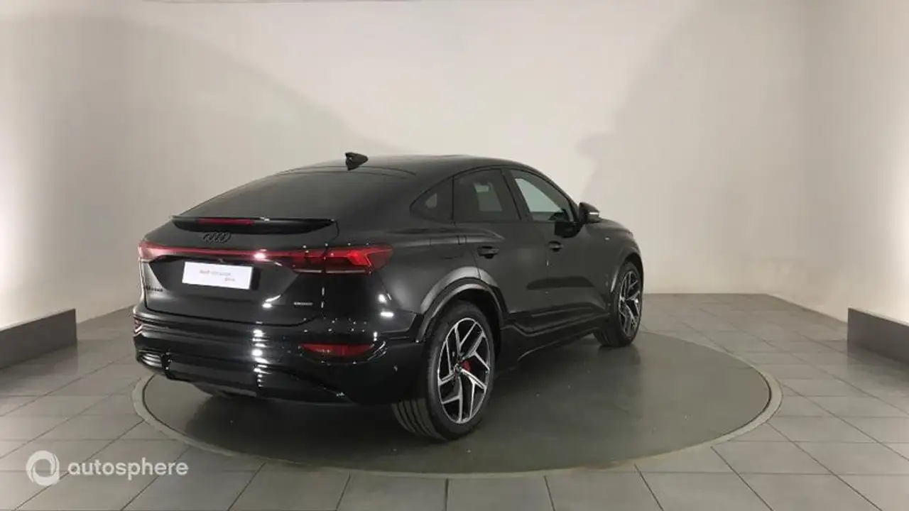 Audi e-tron 2026