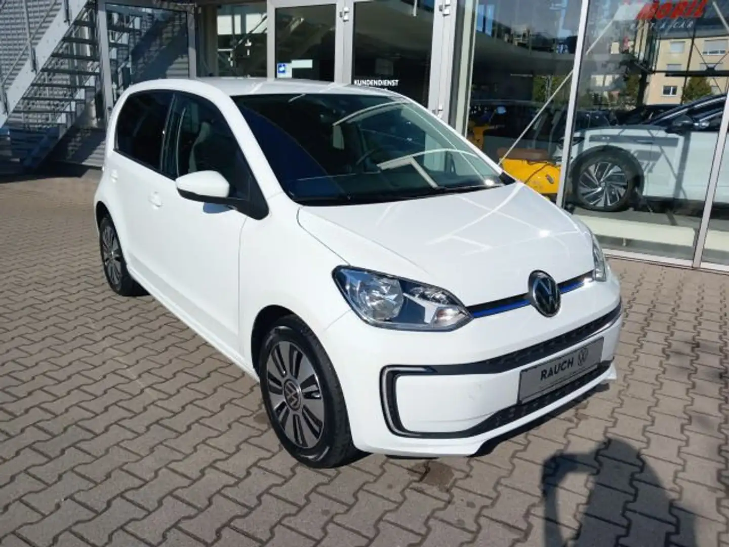 Volkswagen up! e-up! Edition 61 kW (83 PS) 32,3 kWh 1-Gang-Auto White - 1