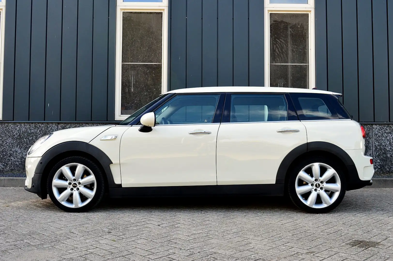 MINI Cooper S Clubman Mini 2.0 Chili Serious Business Rijklaarprijs-Gara Fehér - 2