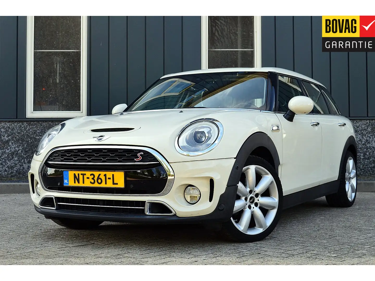 MINI Cooper S Clubman Mini 2.0 Chili Serious Business Rijklaarprijs-Gara Fehér - 1