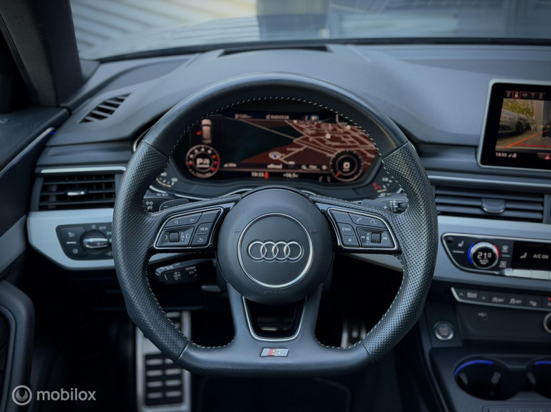 Audi A4 Avant 2.0 TFSI S line black edition, 360, Pano, HU — photo 5