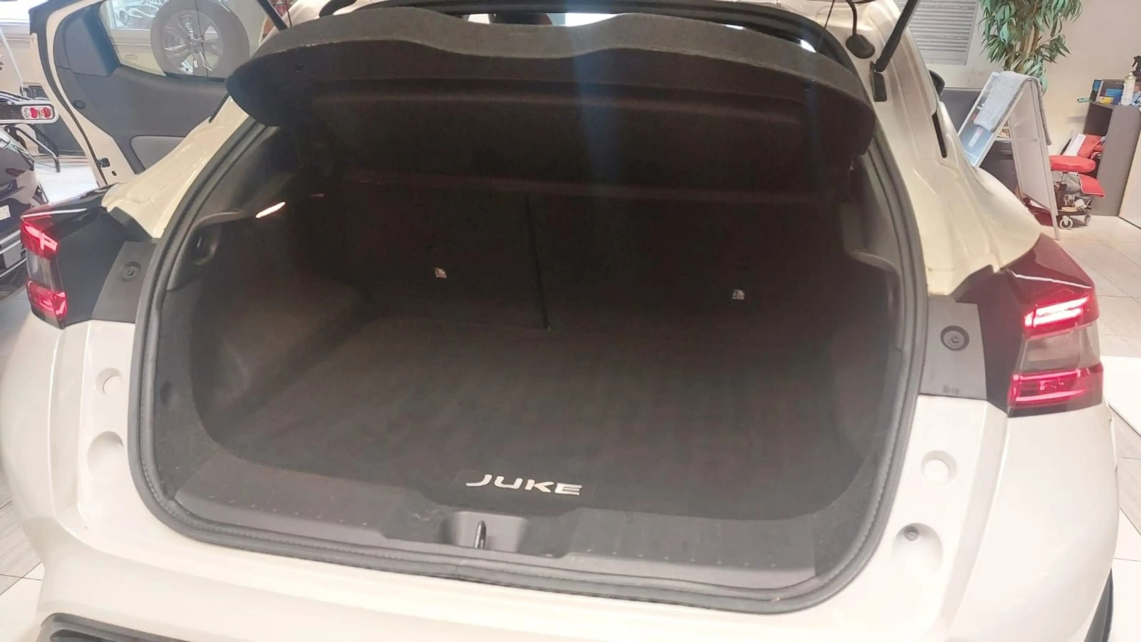 Nissan Juke Tekna — photo 18