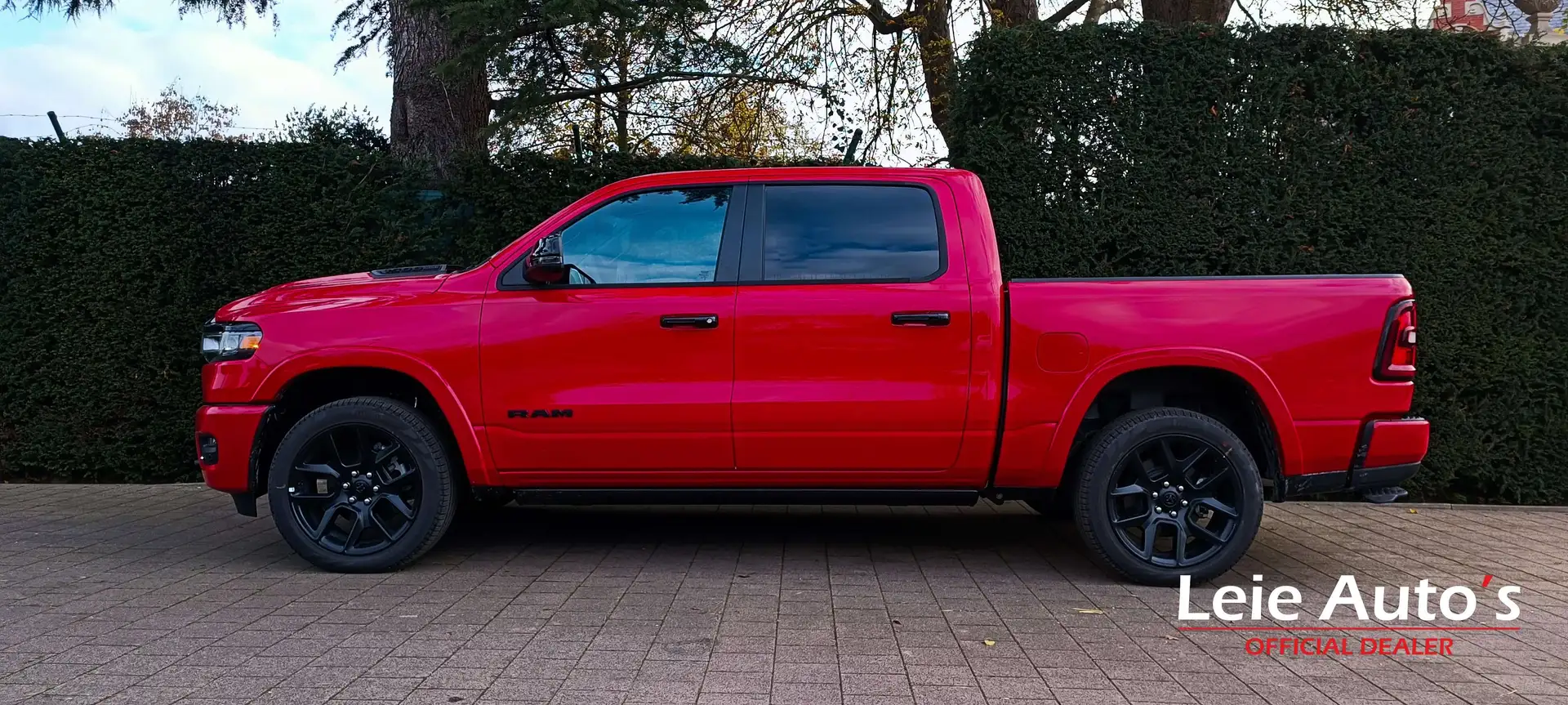 Dodge RAM Model 2025 Laramie Night Premium €74.900,-excl Rouge - 2