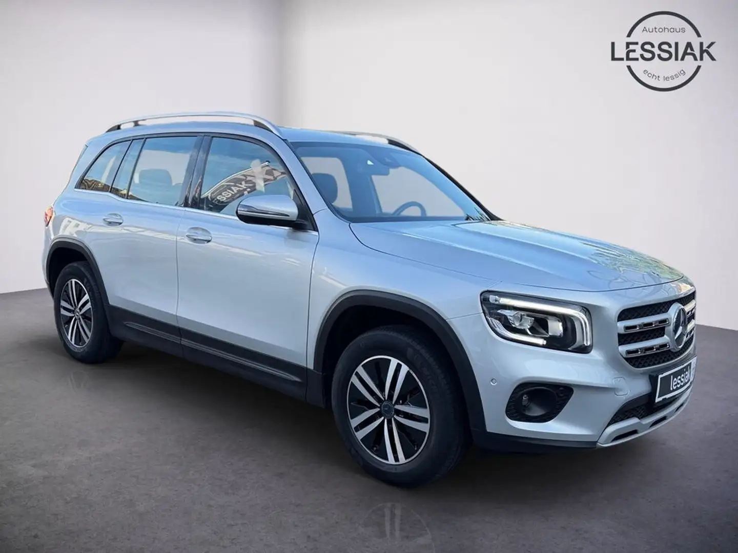 Mercedes-Benz GLB 200 d 4M | Lenkradheizung | Sitzheizung usw. Silber - 2