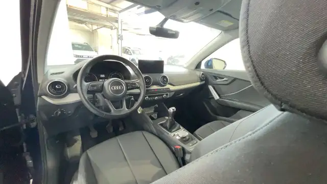 Audi Q2 view 13