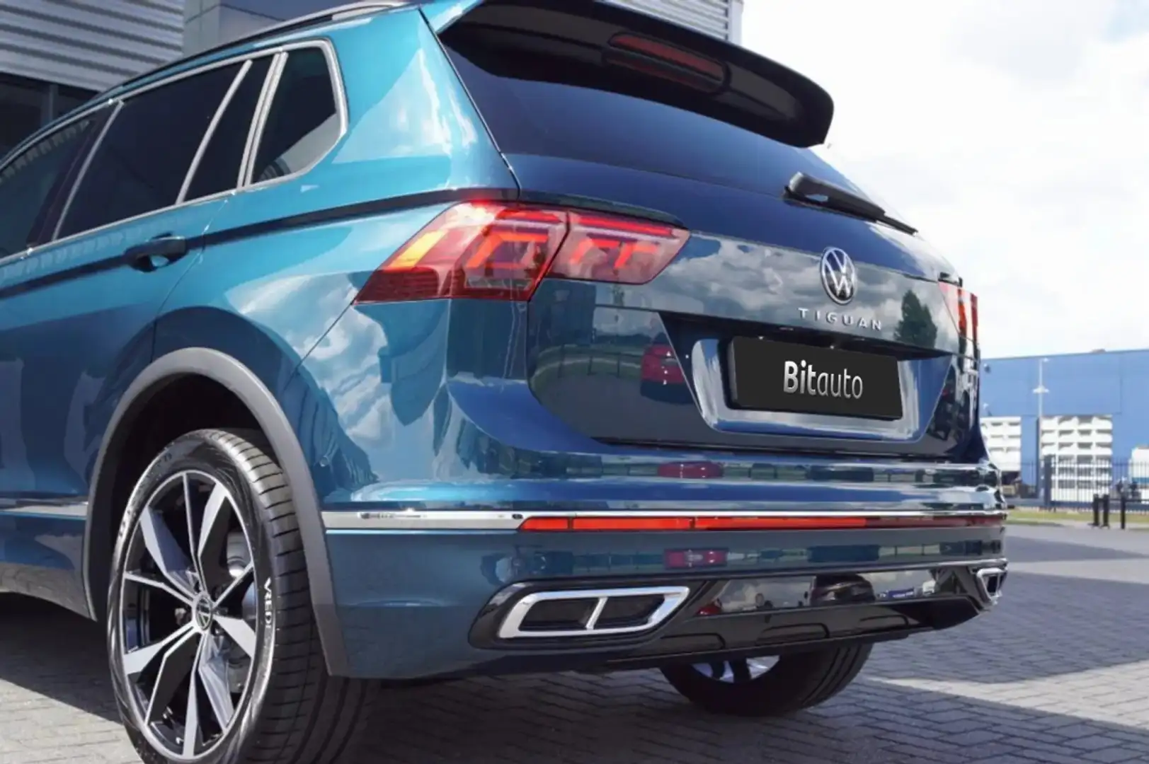 Volkswagen Tiguan Allspace 2.0TDI R-Line 4Motion DSG 147kW Azul - 2