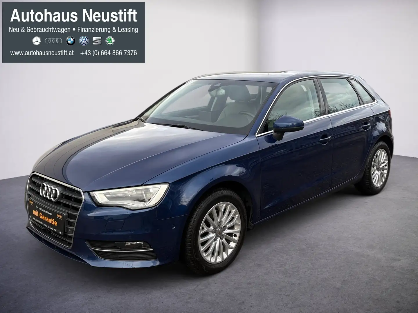 Audi A3 ambiente Blau - 1