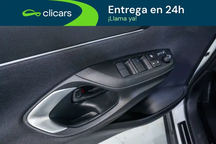 Toyota Yaris 2024, foto 18