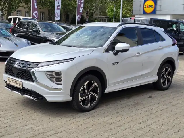 Mitsubishi Eclipse Cross Plus Select Black Hybrid 4WD