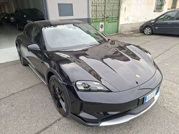 Cross Turismo 4 5p.ti - LISTINO € 151.712 , VERO AFFARE !!