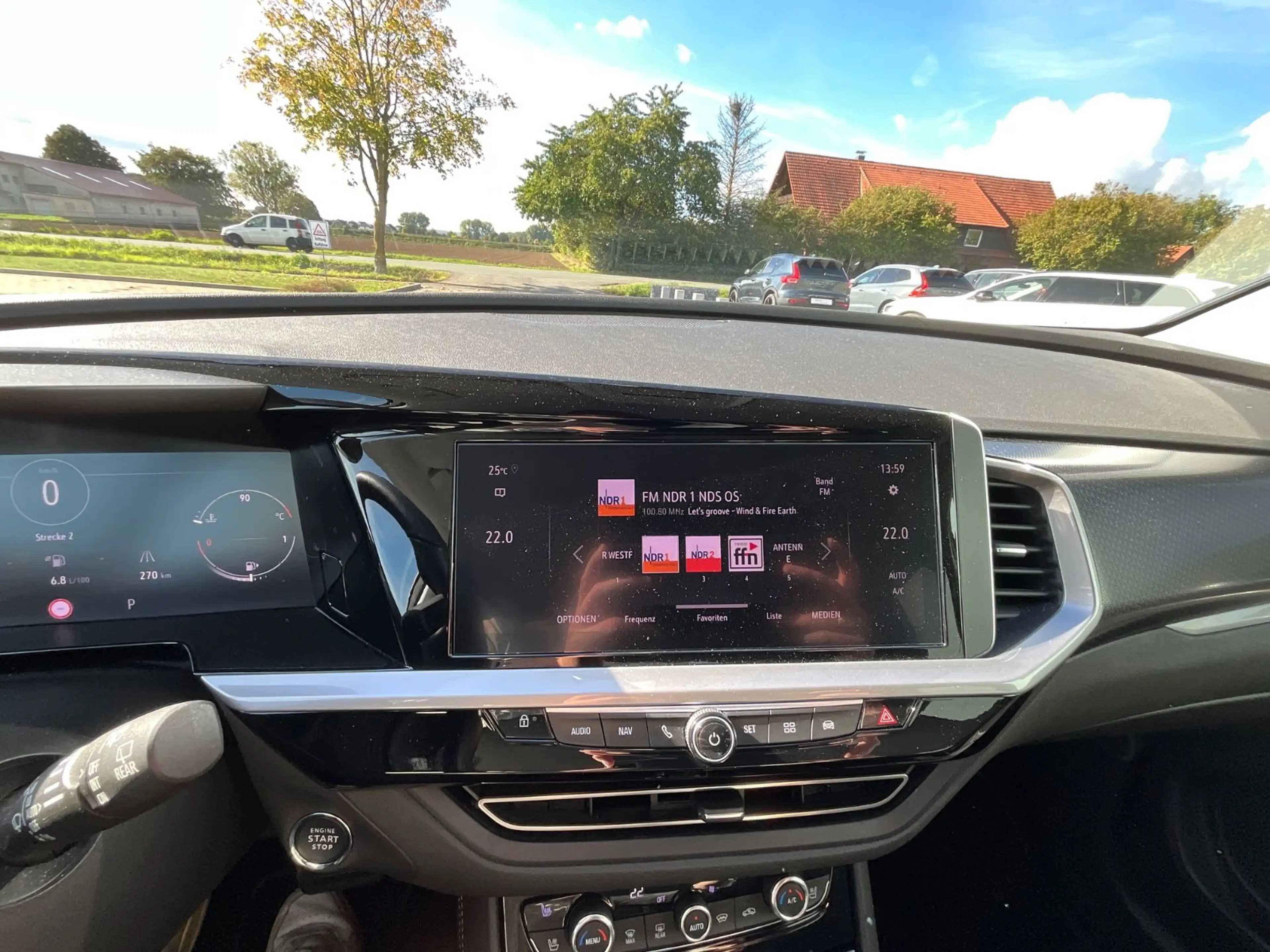 Opel Grandland X — photo 13
