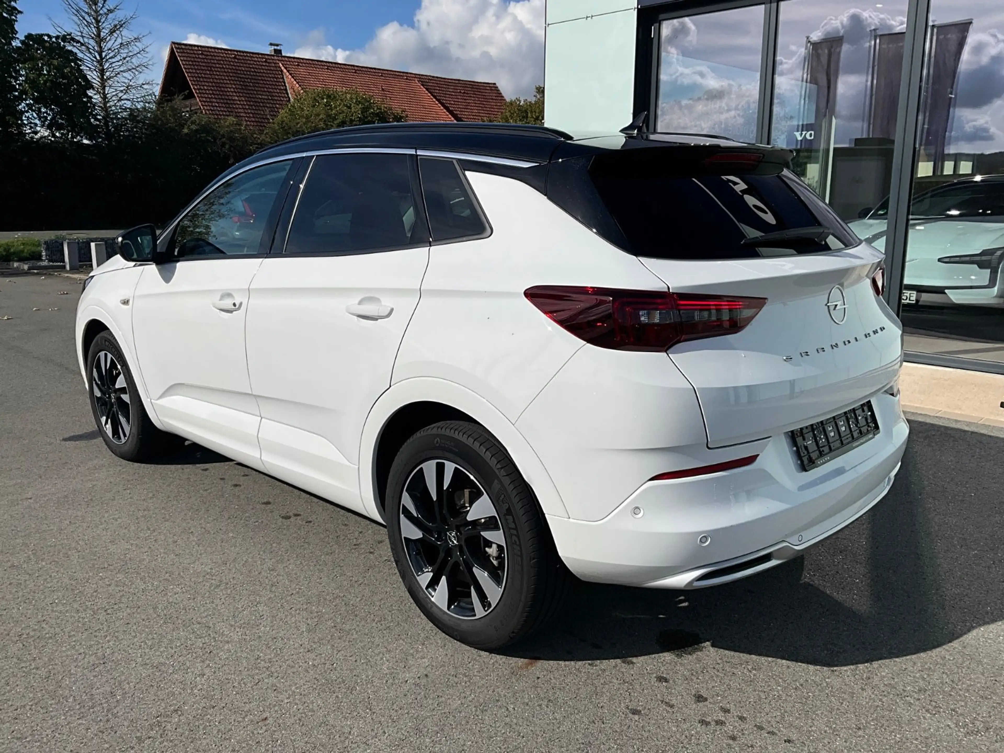 Opel Grandland X — photo 3