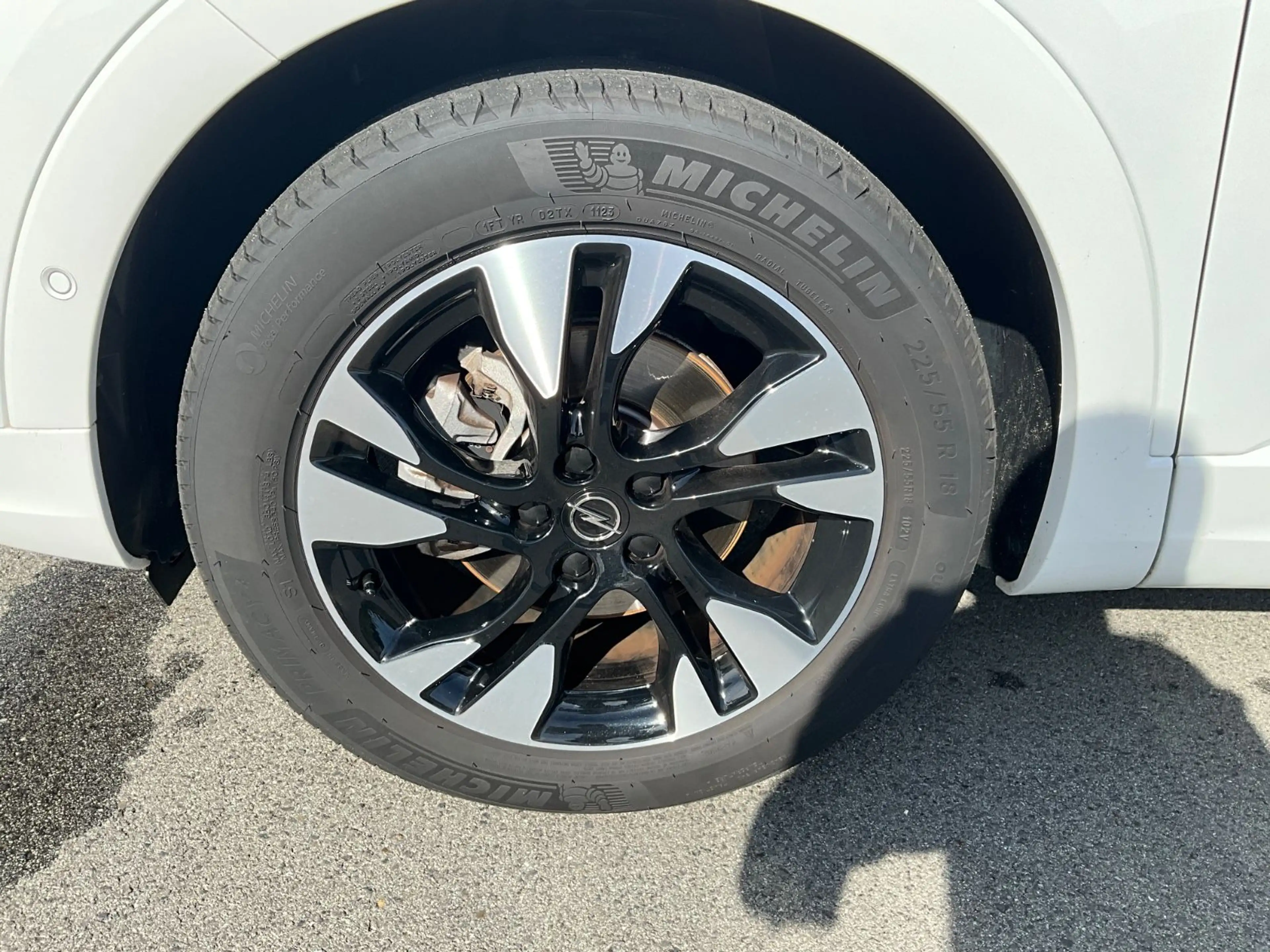 Opel Grandland X — photo 9