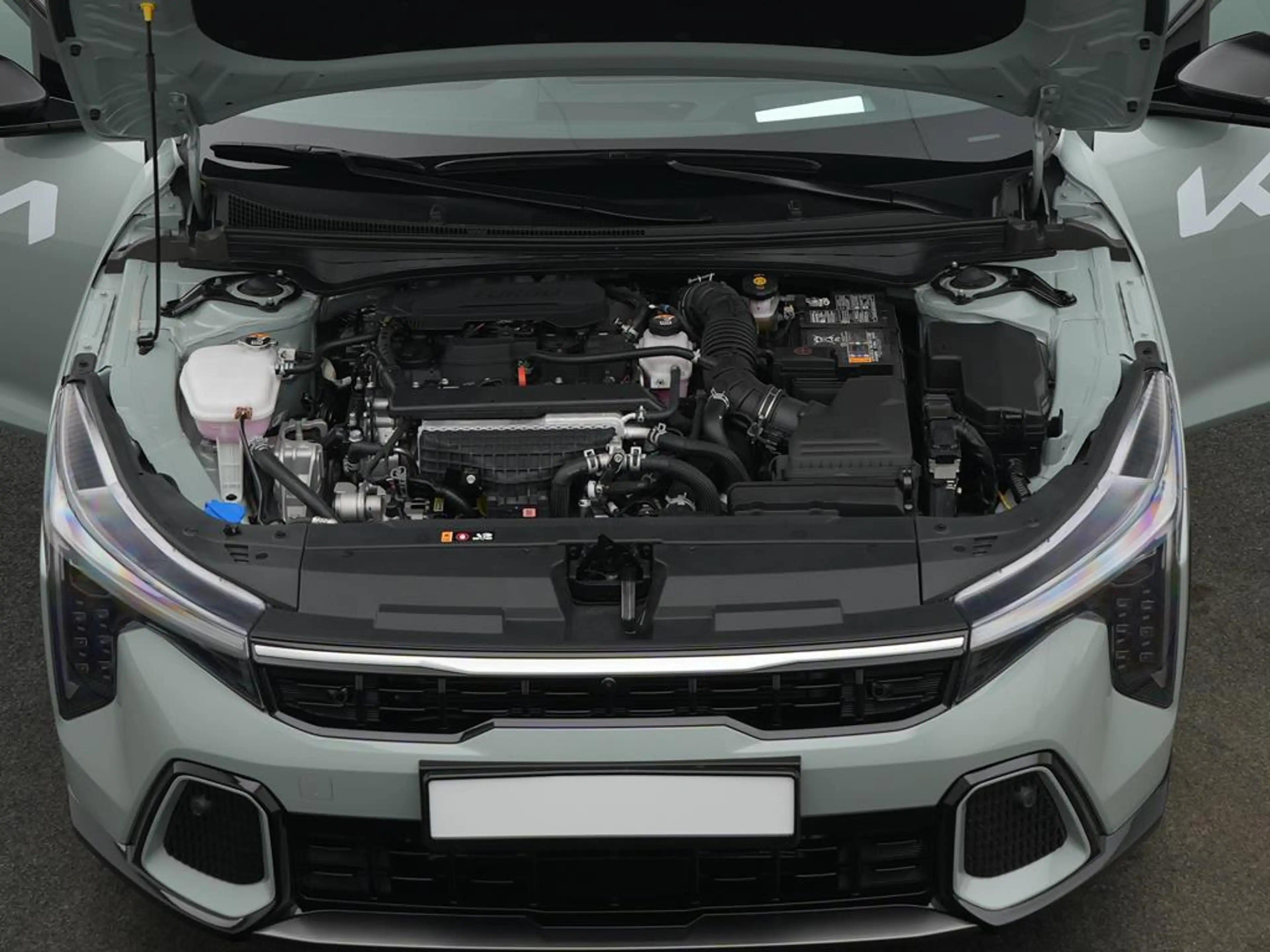 Kia K4 SW 1.6T 180 DCT GTL DWP+ SZ SD 18 — photo 8
