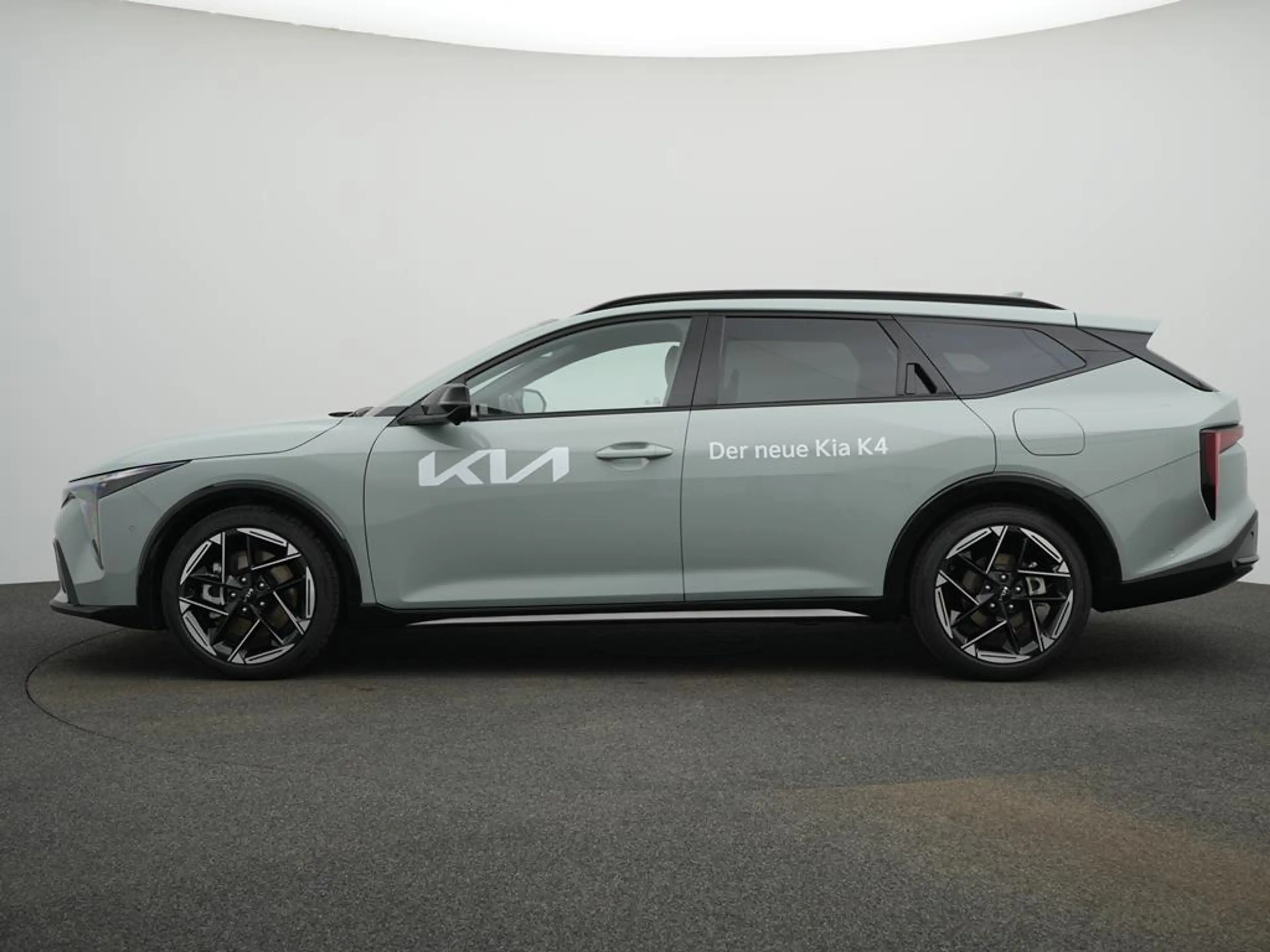 Kia K4 SW 1.6T 180 DCT GTL DWP+ SZ SD 18 — photo 5