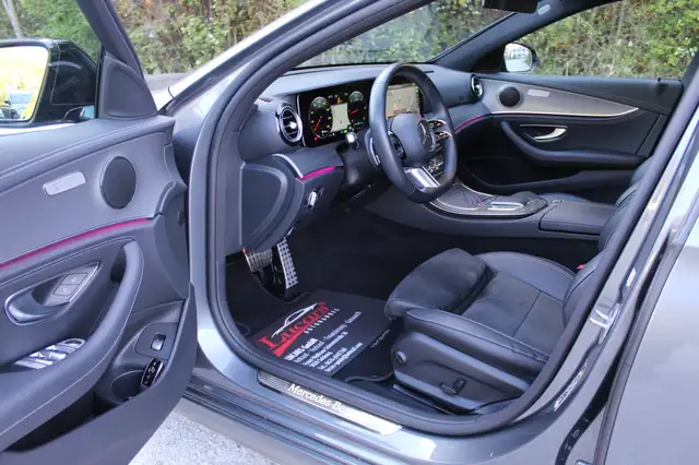 Mercedes-Benz E-Class view 7