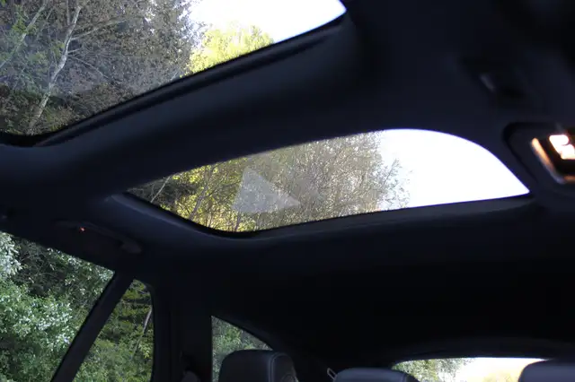 Mercedes-Benz E-Class view 14