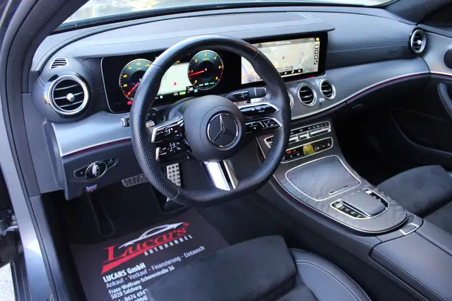 Mercedes-Benz E-Class view 8