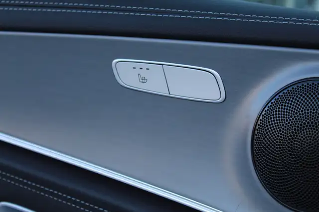 Mercedes-Benz E-Class view 15