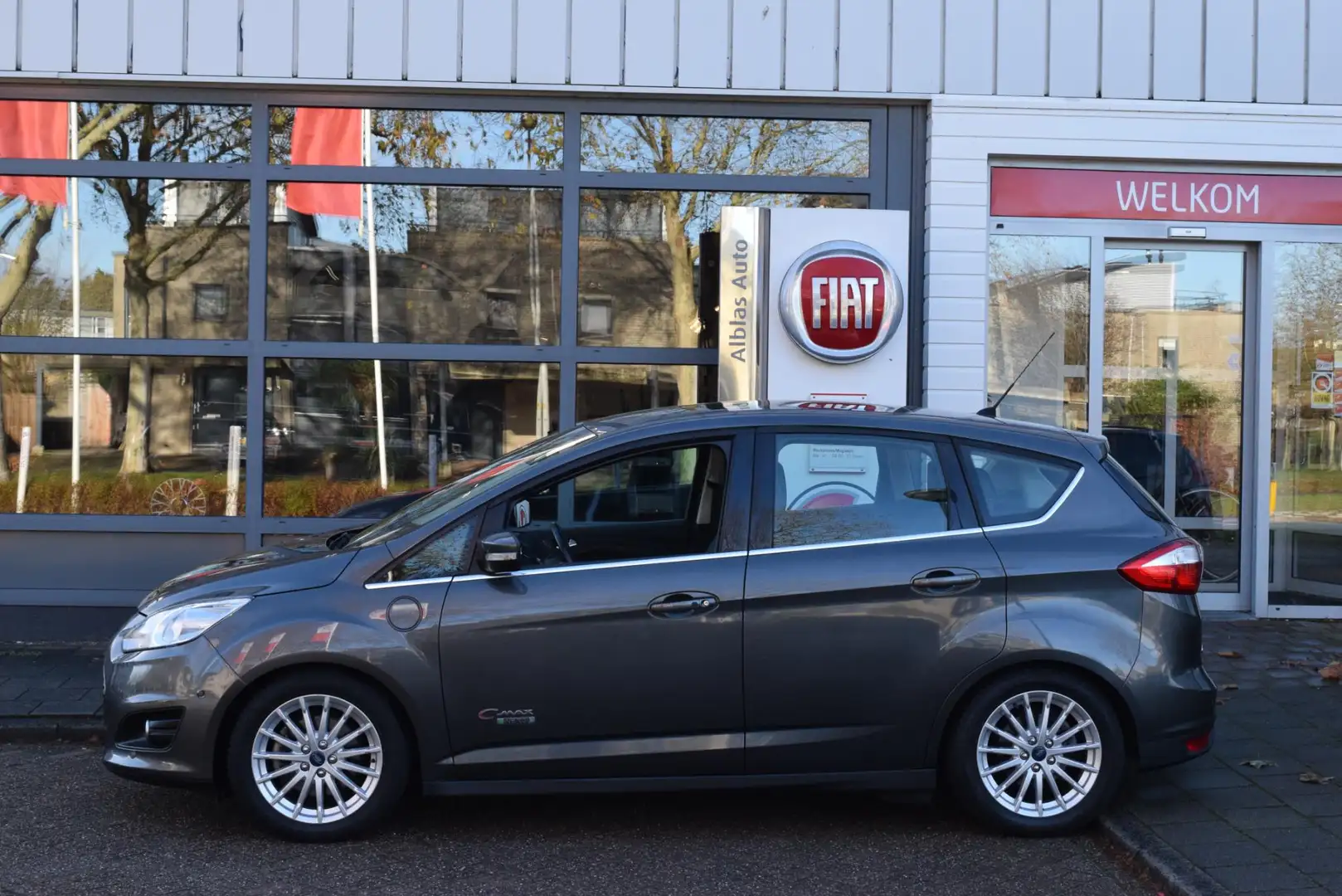 Ford C-Max 2.0 Plug-in Hybrid Titanium Plus Gris - 2