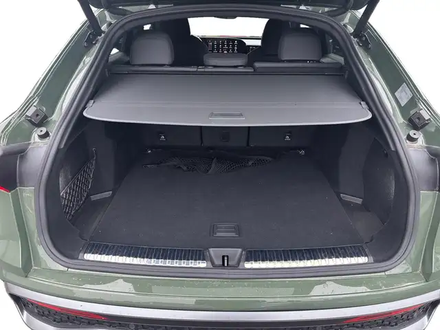 Audi Q5 view 18