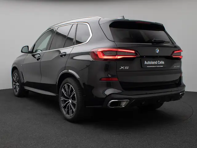 BMW X5 view 9