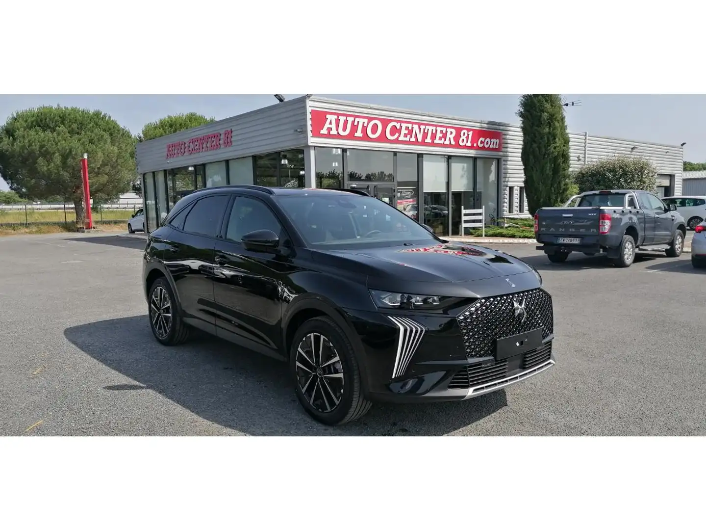 DS Automobiles DS 7 Crossback 1.5 BlueHDi 130 EAT8 Pallas +PK CONFORT HIFI FOCAL Noir - 1