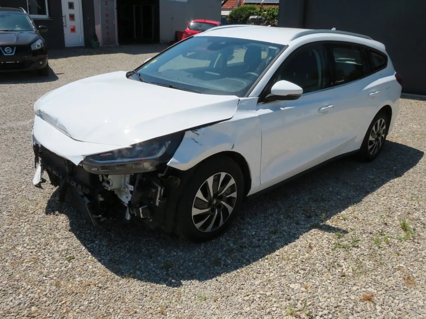 Ford Focus Turnier Titanium Style Automatik Weiß - 1