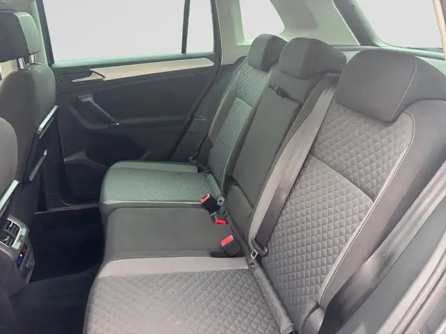 Volkswagen Tiguan view 15