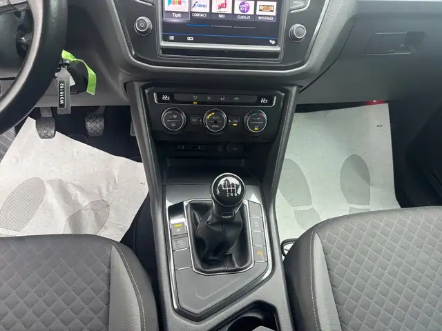 Volkswagen Tiguan view 10
